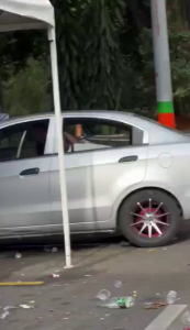 Video porno de pareja dentro de un vehículo en envigado.