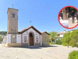 Video Porno en el Altar de la Iglesia de El Centenillo xxx